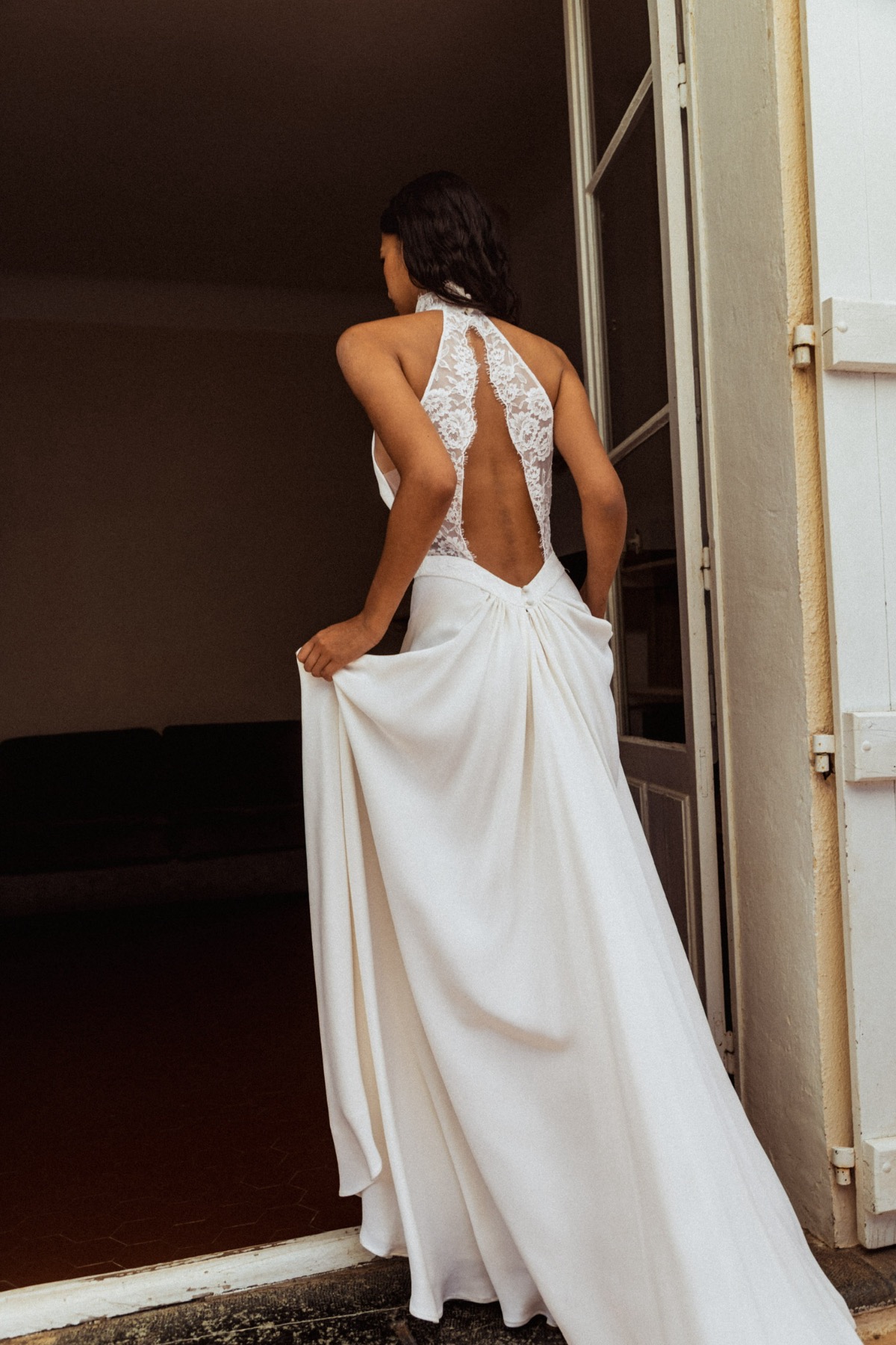 robe de mariée Caroline Takvorian disponible chez Melody Nelson à Erpent, Namur, Belgique