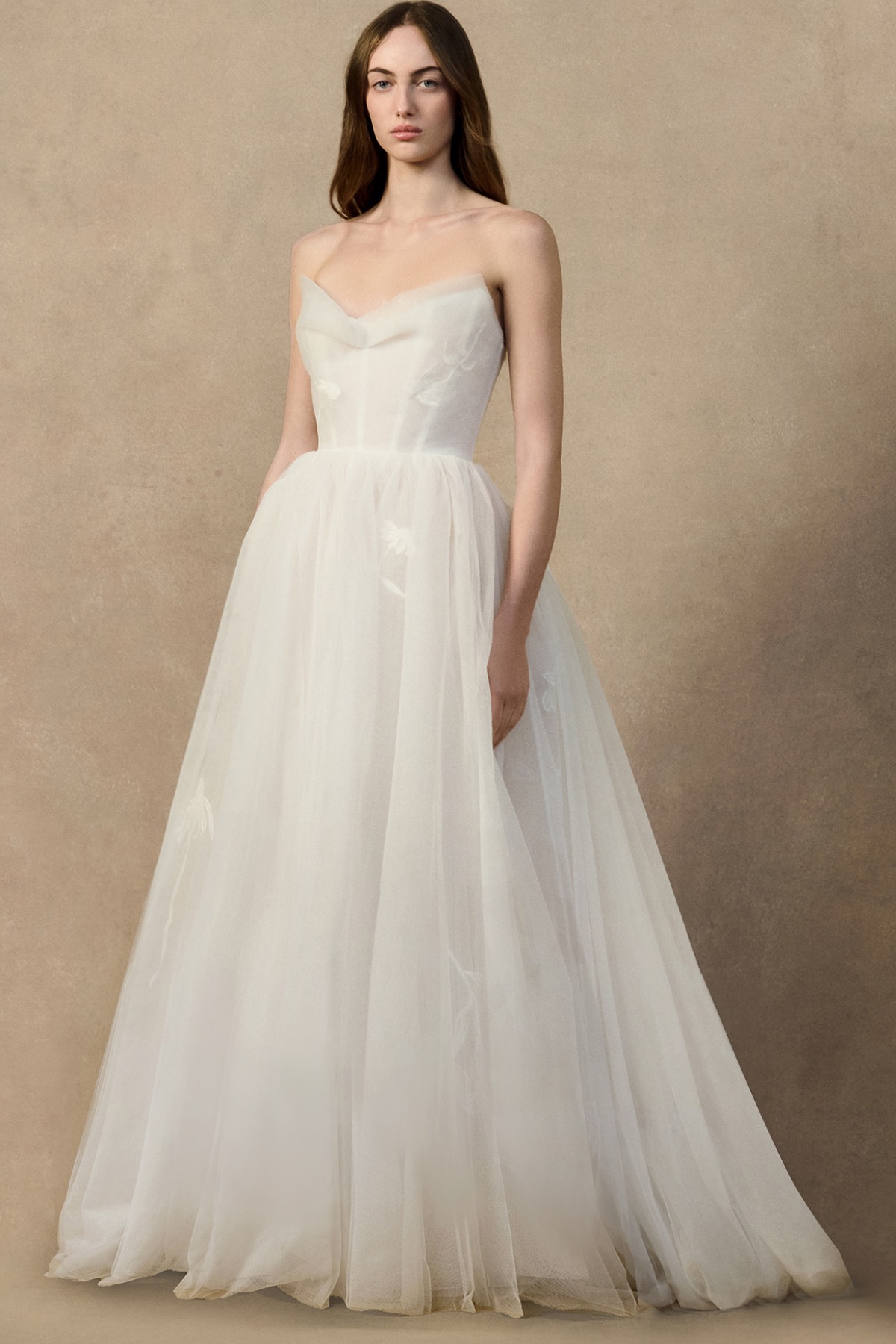 robe de mariée Halfpenny London disponible chez Melody Nelson à Erpent, Namur, Belgique